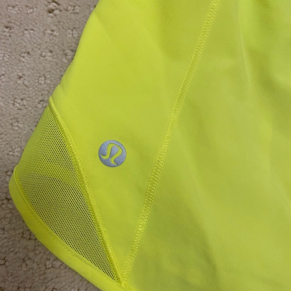 Size 4 highlight yellow Lululemon 4” low rise Hotty hots! Perfect condition! - Picture 3 of 4